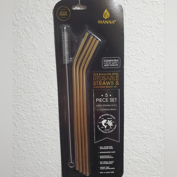 Manna Hydration Other - Manna Gold stainless steel Reusable Straw Set with brush